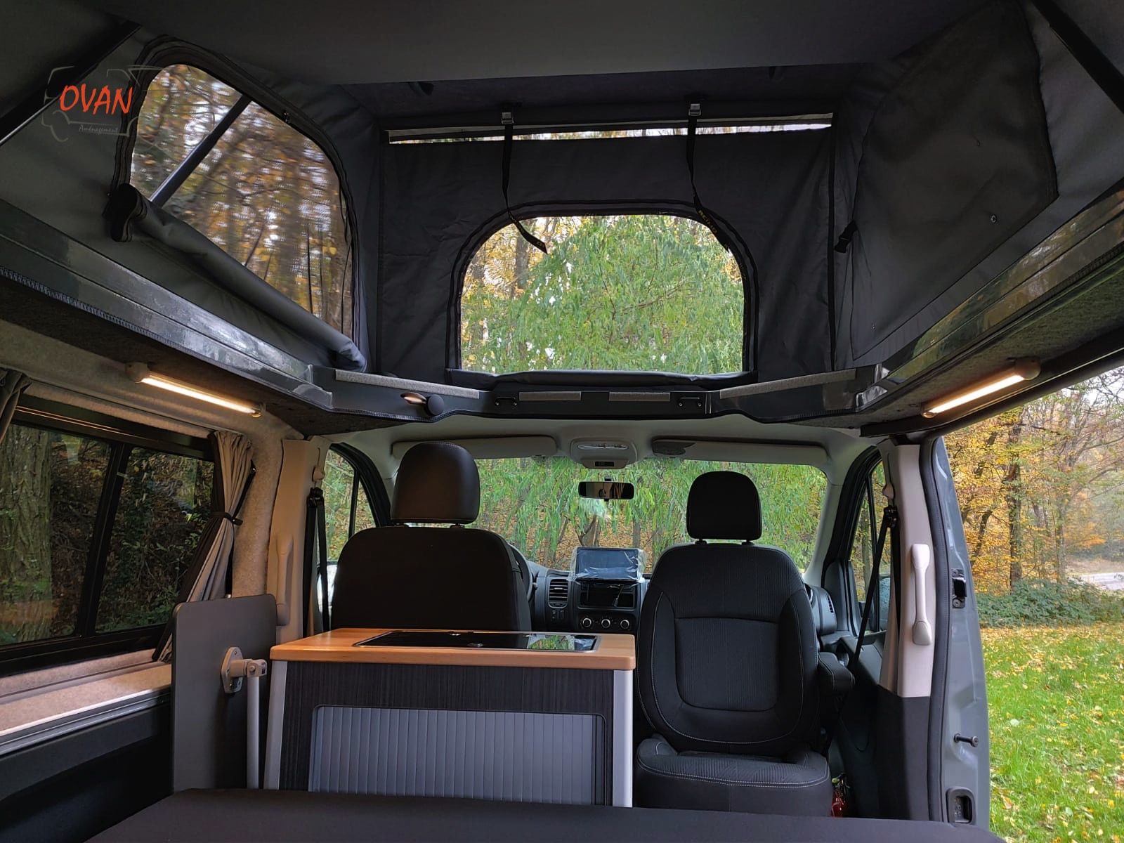 Van aménagé - Renault Trafic 3 – L1H1 – Ovan Life – Toit Relevable